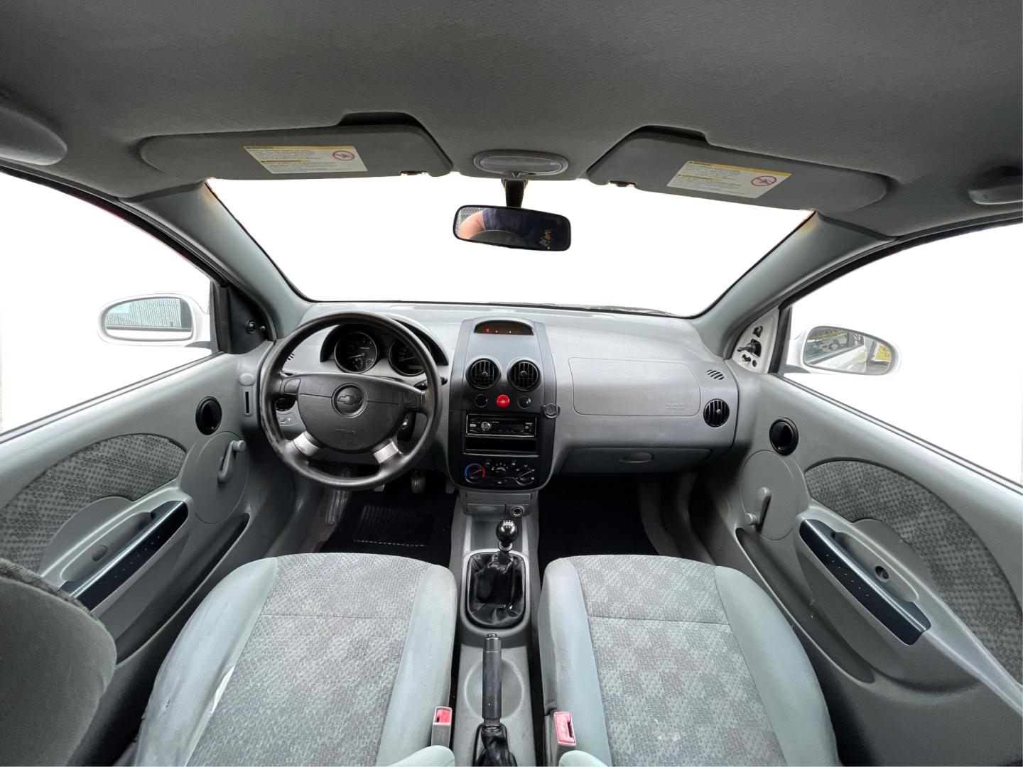 2005 Galaxy White /Gray Cloth Chevrolet Aveo LS (KL1TD62615B) with an 2.2L 4 Cyl. engine, Manual transmission, located at 801 South State Street, Salt Lake City, UT, 84111, (801) 328-0098, 40.751953, -111.888206 - Experience excellent performance with this 2005 Chevrolet Aveo! With its sleek design, efficient fuel consumption, and spacious interior, it's the perfect combination of style and convenience. Affordable and well-maintained, this used Aveo offers a reliable and comfortable ride. Make it yours today! - Photo#21