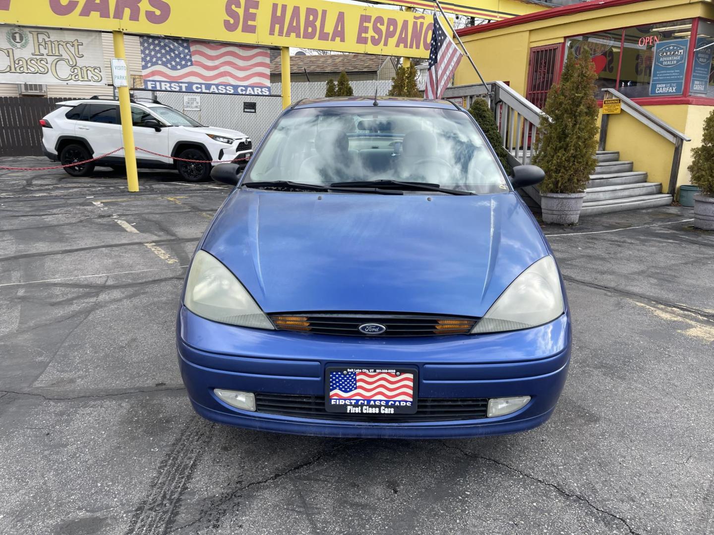 2004 French Blue Metallic /Gray Cloth Ford Focus ZTS (1FAFP38Z04W) with an 2.3L 4 Cyl. engine, Manual transmission, located at 801 South State Street, Salt Lake City, UT, 84111, (801) 328-0098, 40.751953, -111.888206 - Vehicle Features: ABS Brakes, Air Conditioning, Alloy Wheels, AM/FM Stereo, CD Audio, Cloth Seats, Cruise Control, Manual Transmission, Power Locks, Power Mirrors, Power Windows, Rear Defroster, Sunroof(s), Traction Control All advertised prices are just dollars above cost to make room for new in - Photo#2