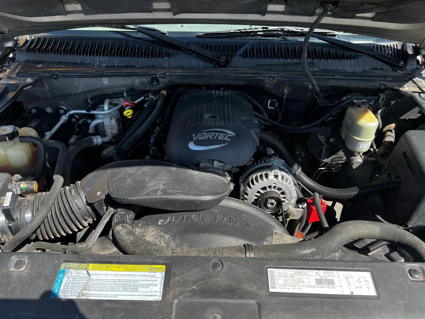 2001 Pewter Metallic /Tan Leather Chevrolet Suburban LT C1500 2WD (3GNEC16T41G) with an 5.3L V8 engine, Automatic transmission, located at 801 South State Street, Salt Lake City, UT, 84111, (801) 328-0098, 40.751953, -111.888206 - Life is crazy. Now is the time to buy! All of our prices are just dollars above our cost. These prices will change as soon as life isn't so crazy. So please call or come in. We are here to save you a lot of money! Our service department is OPEN DAILY to help with any of your service needs. - Photo#14