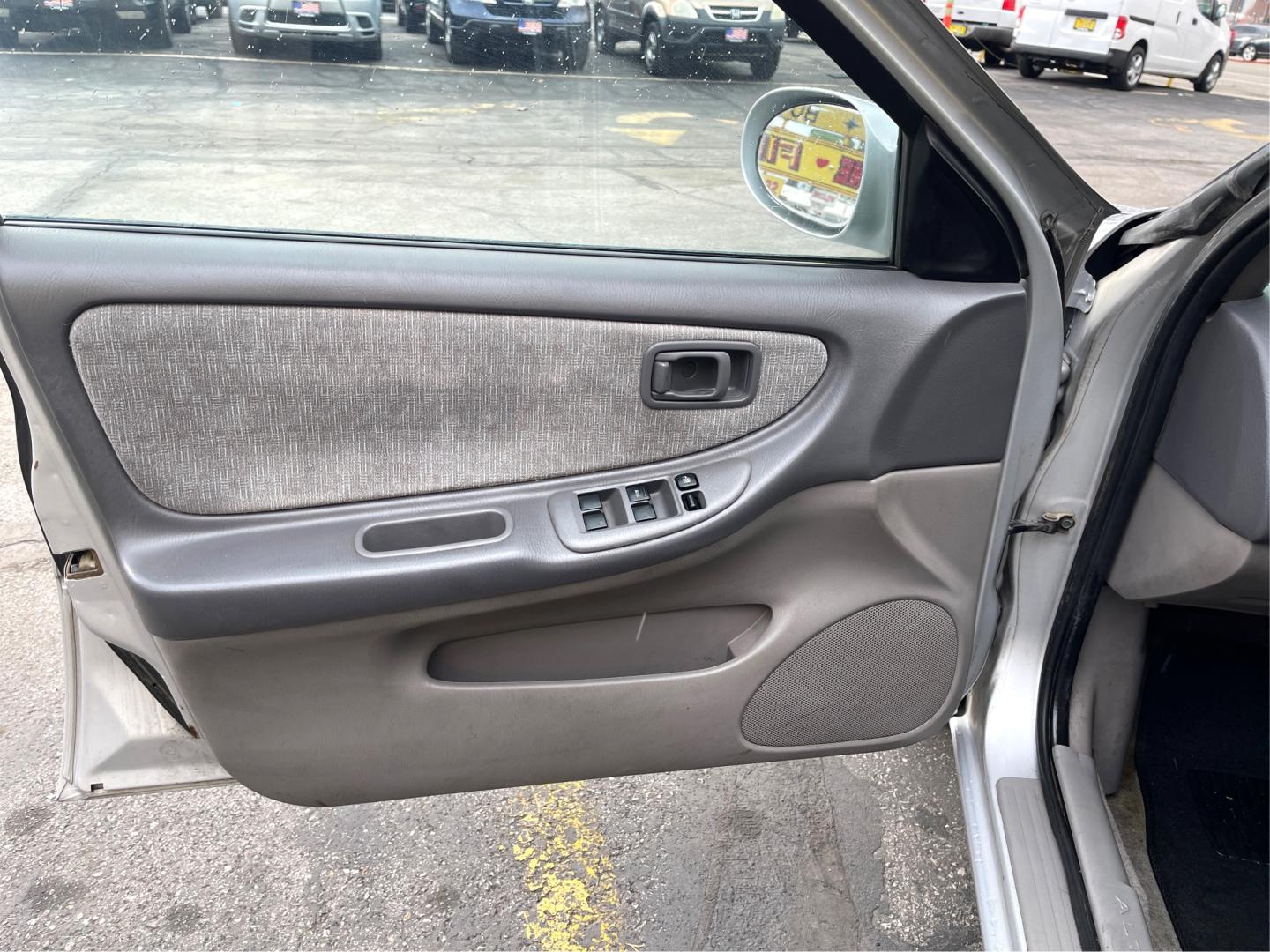 2001 Silver Sky Metallic /Gray Nissan Altima GXE (1N4DL01DX1C) with an 2.4 L 4 Cylinder engine, AUTOMATIC transmission, located at 801 South State Street, Salt Lake City, UT, 84111, (801) 328-0098, 40.751953, -111.888206 - Features:AM/FM Stereo, Air Conditioning, Automatic Transmission, CD Audio, Cloth Seats, Cruise Control, Limited Edition, Power Locks, Power Mirrors, Power Seat(s), Power Windows, Rear Defroster "Immerse yourself in a delightful driving experience with this 2001 Nissan Altima. Adds reliability and - Photo#19