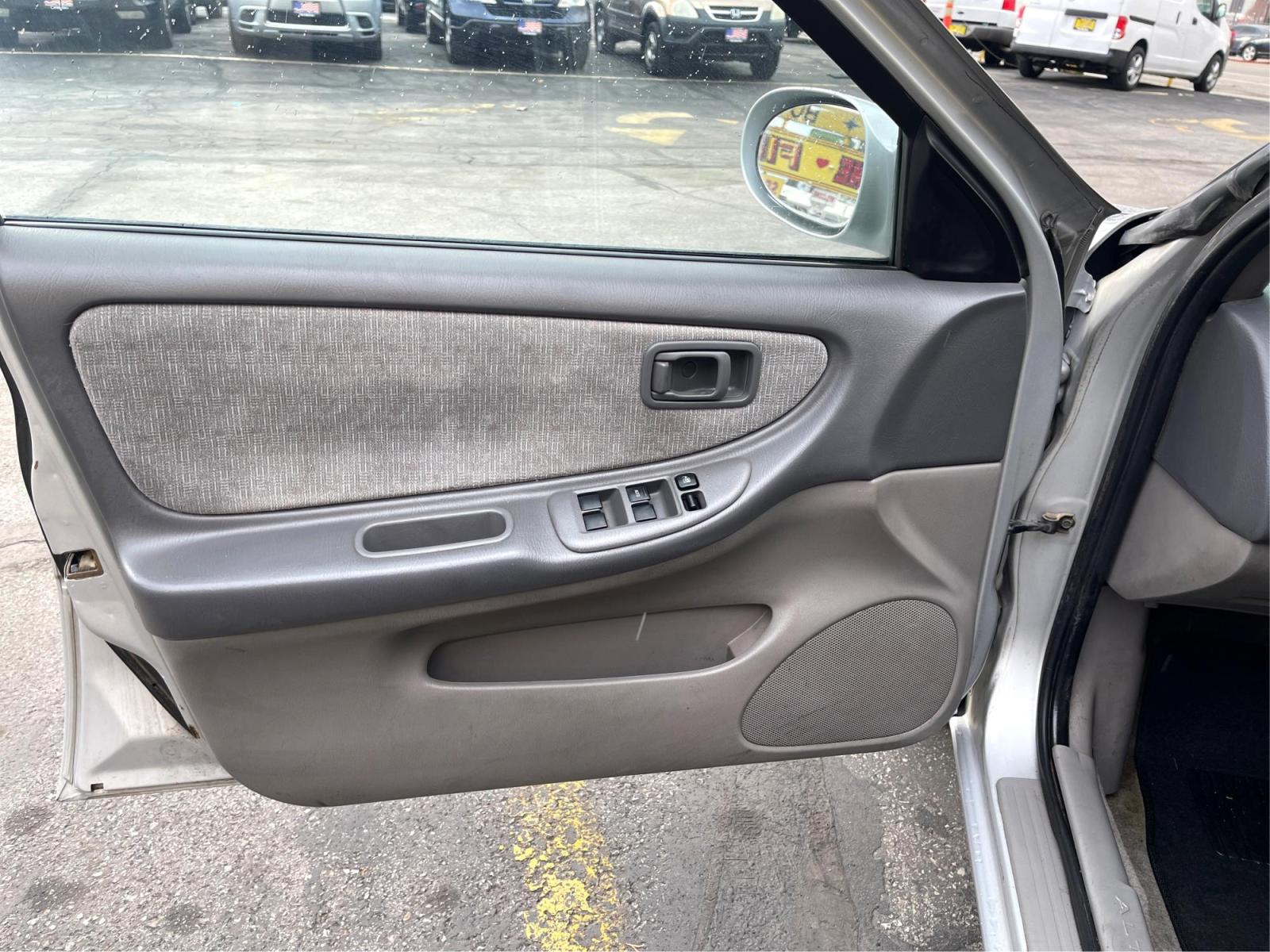 2001 Silver Sky Metallic /Gray Nissan Altima GXE (1N4DL01DX1C) with an 2.4 L 4 Cylinder engine, AUTOMATIC transmission, located at 801 South State Street, Salt Lake City, UT, 84111, (801) 328-0098, 40.751953, -111.888206 - Features:AM/FM Stereo, Air Conditioning, Automatic Transmission, CD Audio, Cloth Seats, Cruise Control, Limited Edition, Power Locks, Power Mirrors, Power Seat(s), Power Windows, Rear Defroster "Immerse yourself in a delightful driving experience with this 2001 Nissan Altima. Adds reliability and - Photo #19