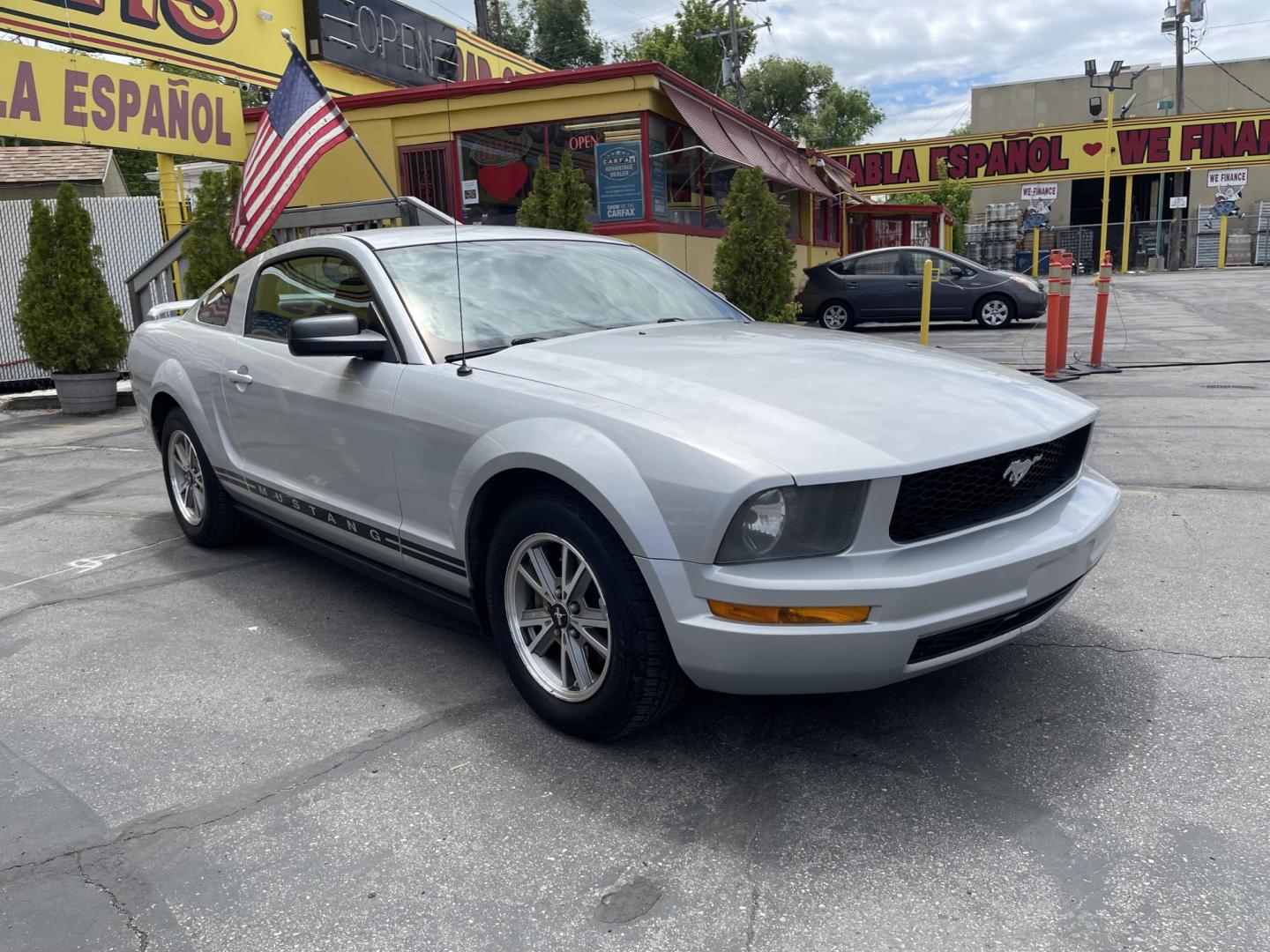 2005 Silver Sky Metallic /Black Ford Mustang Base (1ZVFT80N055) with an 4.0 L V6 engine, Automatic transmission, located at 801 South State Street, Salt Lake City, UT, 84111, (801) 328-0098, 40.751953, -111.888206 - Clean title! no rebuilt restored nice Mustang hard to find! Must see!!! Features: Alloy Wheels, Cloth Seats, ABS Brakes, Automatic Transmission, Power Locks, Power Windows, AM/FM Stereo, CD Audio, Power Mirrors, Rear Defroster, Air Conditioning, Cruise Control, Power Seat(s), Rear Spoiler - Photo#3