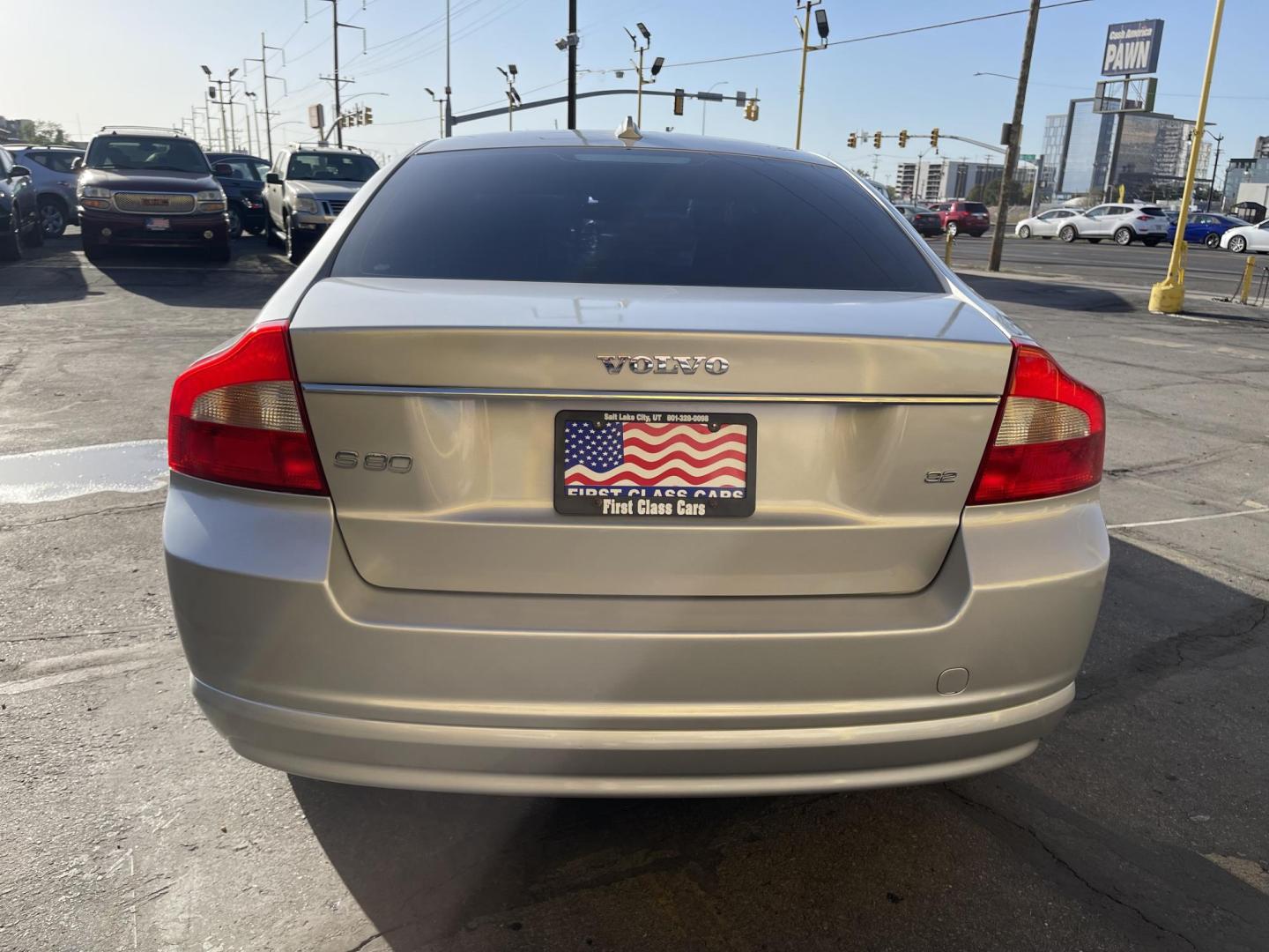 2008 Silver Sky Metallic /Black Volvo S80 3.2 FWD (YV1AS982781) with an 3.2L L6 DOHC 24V TURBO engine, 6-Speed Automatic Overdrive transmission, located at 801 South State Street, Salt Lake City, UT, 84111, (801) 328-0098, 40.751953, -111.888206 - Clean title! Only 2 owners, super low miles for the year only 103,905 miles!!! Hard to find this clean with low miles for this year. Features: Alloy Wheels, Rear Seat Heaters, Leather Seats, Run Flat Tires, Memory Seat(s), Sunroof(s), ABS Brakes, Auxiliary Audio, InputPower Locks, Rear Defroster, A - Photo#7