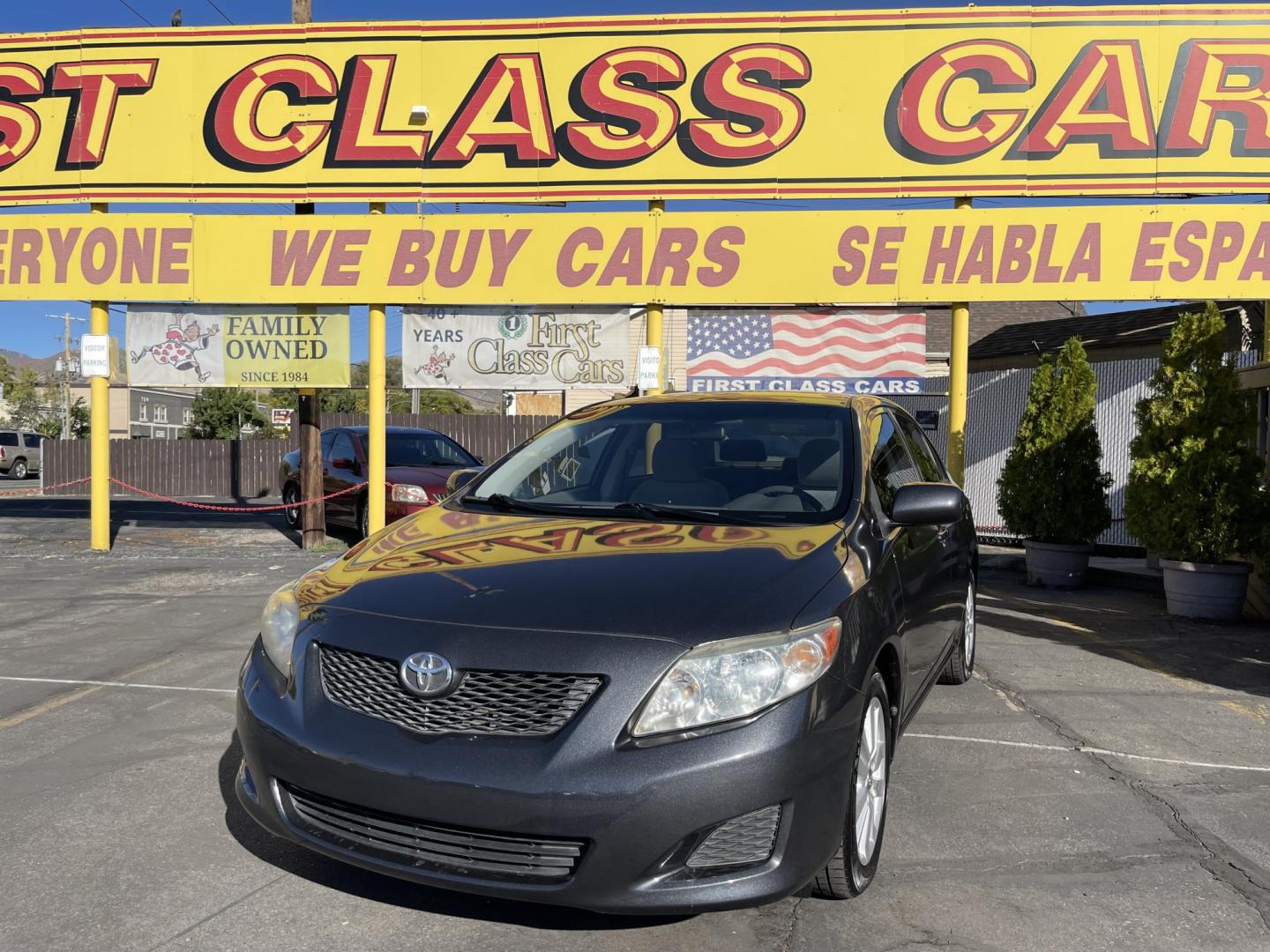 2009 Graphite Pearl /Gray Toyota Corolla LE (JTDBL40E89J) with an 1.8L L4 DOHC 16V engine, 5-Speed Automatic Overdrive transmission, located at 801 South State Street, Salt Lake City, UT, 84111, (801) 328-0098, 40.751953, -111.888206 - Clean title! Clean Carfax history report no reported accidents on Carfax! Only 3 previous owners reported. From a dry climate area! Great gas mileage! Boasts 35 Highway MPG and 27 City MPG! This Toyota COROLLA delivers a Gas I4 1.8L/110 engine powering this Automatic transmission. Features: Cloth - Photo#2