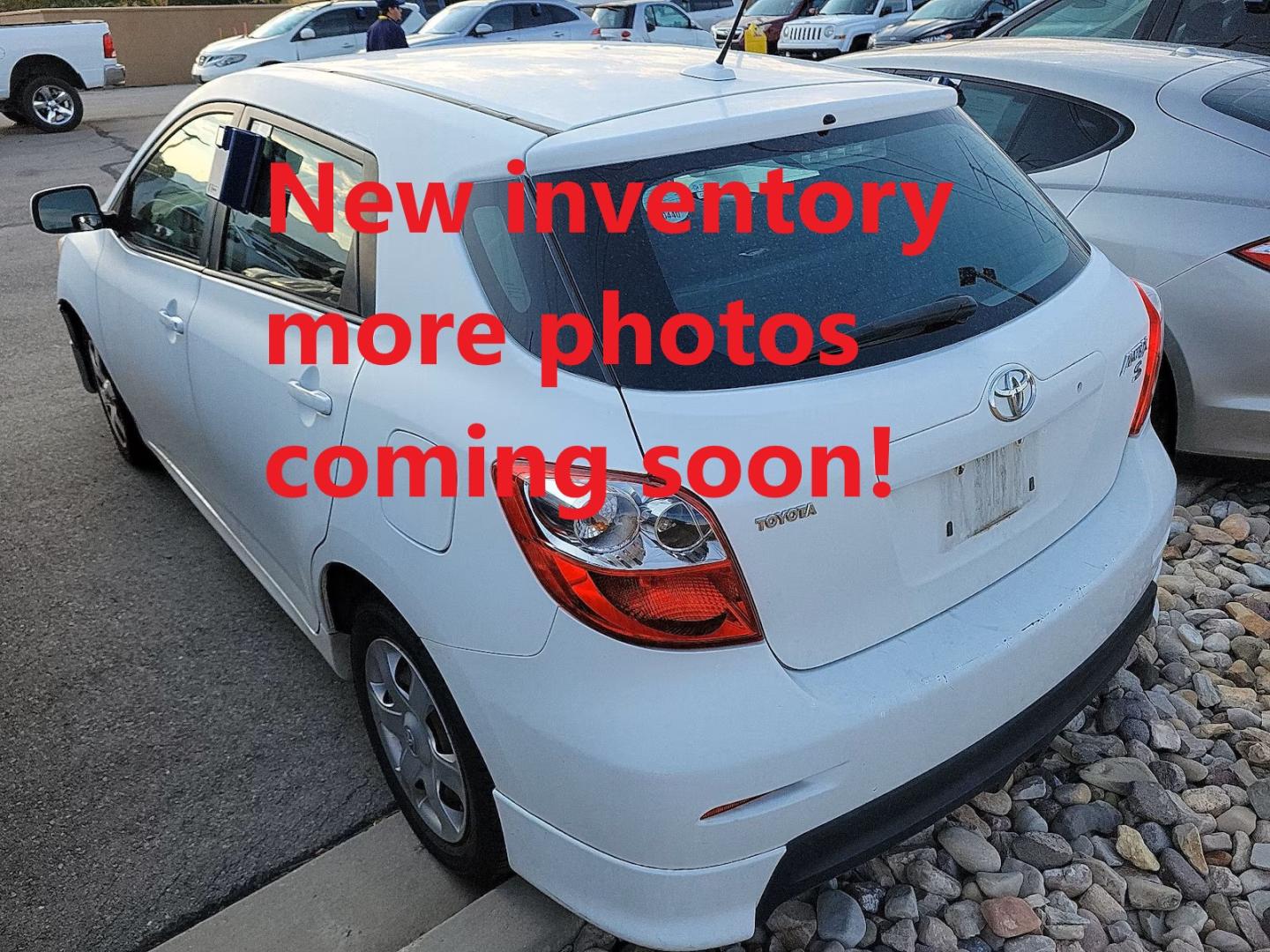 2009 Galaxy White /Black Toyota Matrix S 5-Speed AT (2T1KE40E69C) with an 2.4L L4 engine, Automatic with Overdrive transmission, located at 801 South State Street, Salt Lake City, UT, 84111, (801) 328-0098, 40.751953, -111.888206 - Clean title! No reported accidents on the Carfax vehicle history report! Great gas saver! 26 mpg city and 32 mpg highway!!! Great commuter must see!!! Features: Cloth Seats, ABS Brakes, Auxiliary Audio Input, Power Locks, Side Airbags, AM/FM Stereo, CD Audio, Power Mirrors, Air Conditioning, Cruise - Photo#2