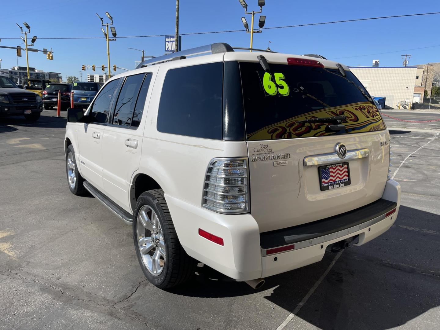 2010 Galaxy White /Tan Mercury Mountaineer Premier 4.6L AWD (4M2EN4J84AU) with an 4.6L V8 SOHC 12V engine, 6-Speed Automatic Overdrive transmission, located at 801 South State Street, Salt Lake City, UT, 84111, (801) 328-0098, 40.751953, -111.888206 - Clean title no reported accidents on Carfax history report!!! Very nice all wheel drive SUV for winter! In great condition for the year, make and miles!!! 3rd Row seating, Navigation and leather seats loaded with lots of extras! Must see very clean SUV. Features: 20 Inch Plus Wheels, Parking Senso - Photo#7