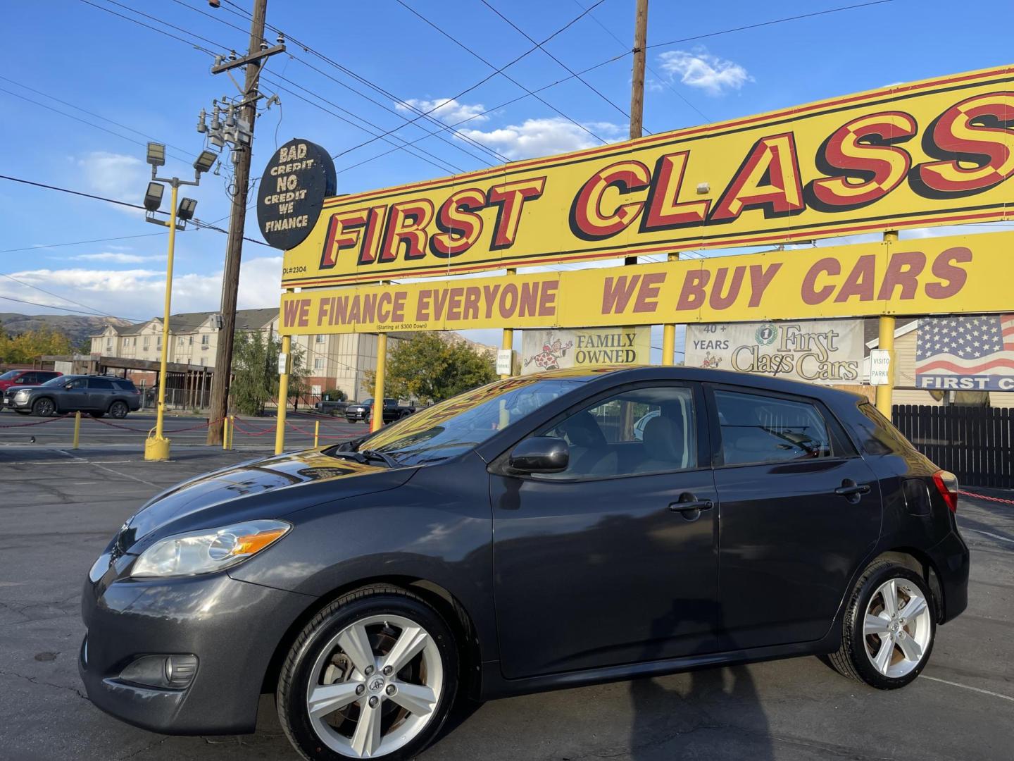 2010 Mineral Gray Metallic /Black Toyota Matrix S 5-Speed AT (2T1KE4EE4AC) with an 1.8L L4 DOHC 16V engine, 5-Speed Automatic transmission, located at 801 South State Street, Salt Lake City, UT, 84111, (801) 328-0098, 40.751953, -111.888206 - Low miles for the year! Great gas mileage car with low miles hard to find! Clean Carfax history report clean title! Only 1 Owner on Carfax history report. Features: Alloy Wheels, Cloth Seats, Satellite Radio Ready, ABS Brakes, Auxiliary Audio Input, Power Locks, Side Airbags, AM/FM Stereo, CD Audi - Photo#11