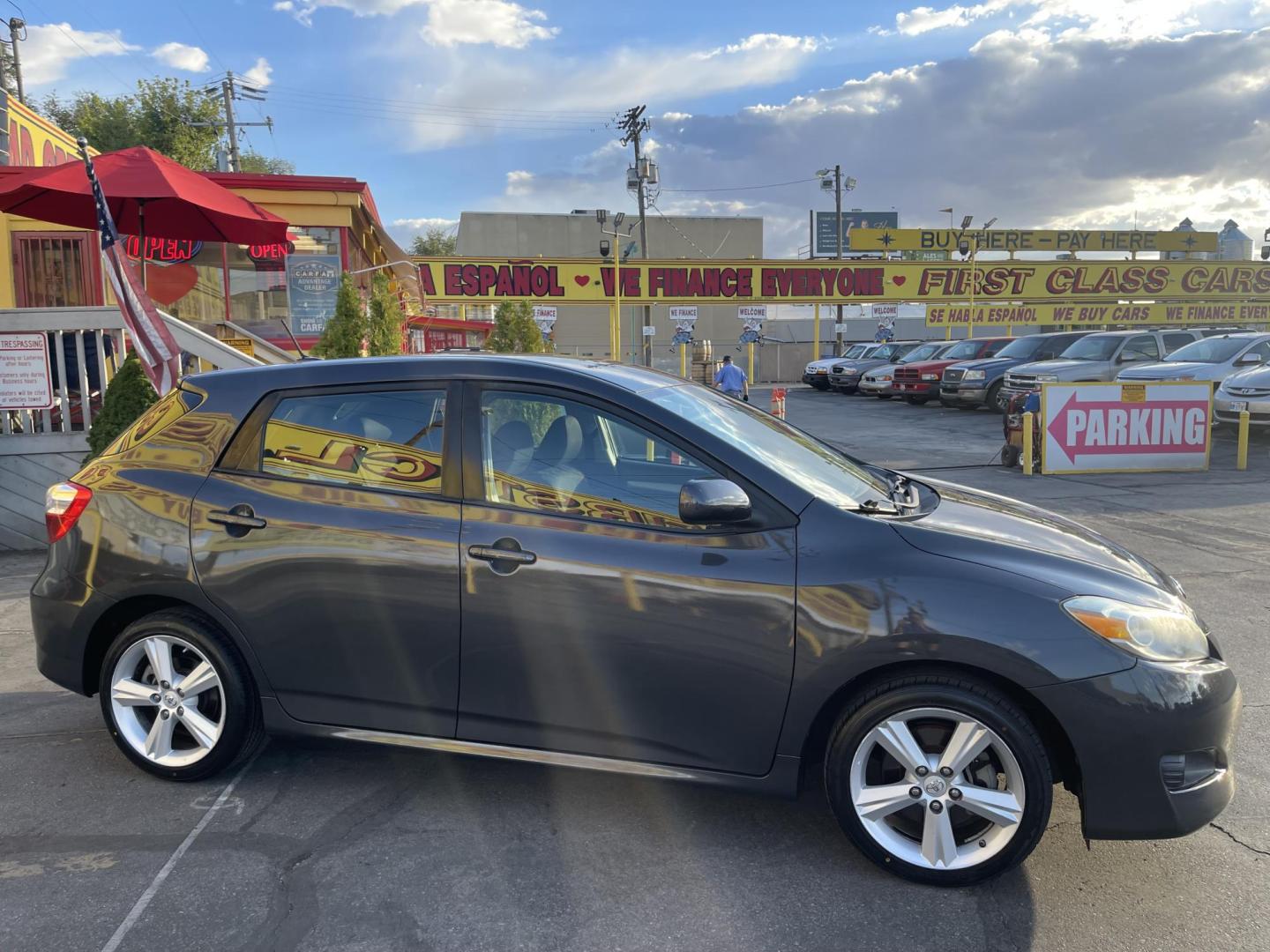 2010 Mineral Gray Metallic /Black Toyota Matrix S 5-Speed AT (2T1KE4EE4AC) with an 1.8L L4 DOHC 16V engine, 5-Speed Automatic transmission, located at 801 South State Street, Salt Lake City, UT, 84111, (801) 328-0098, 40.751953, -111.888206 - Low miles for the year! Great gas mileage car with low miles hard to find! Clean Carfax history report clean title! Only 1 Owner on Carfax history report. Features: Alloy Wheels, Cloth Seats, Satellite Radio Ready, ABS Brakes, Auxiliary Audio Input, Power Locks, Side Airbags, AM/FM Stereo, CD Audi - Photo#4