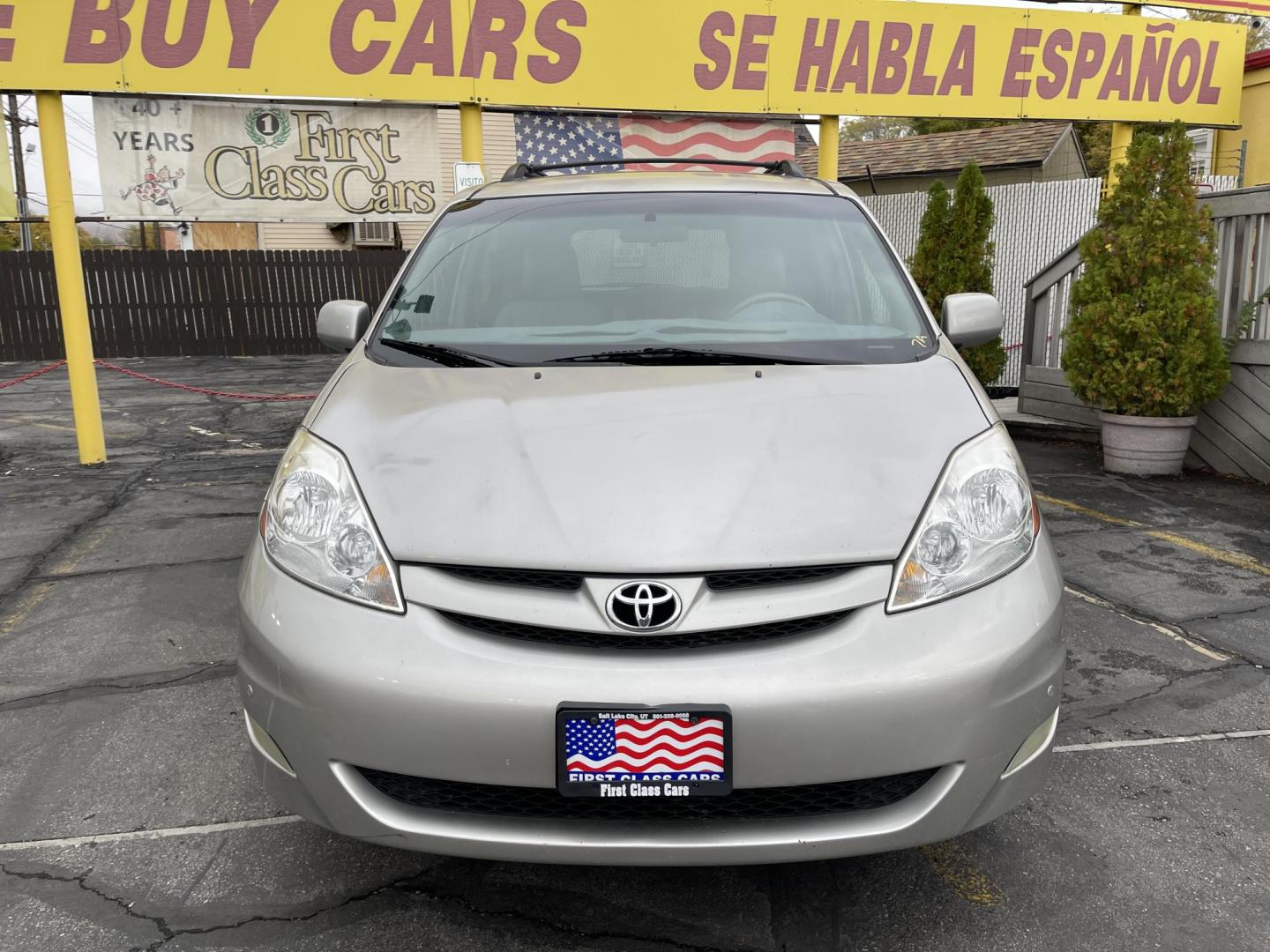 2009 Silver Sky Metallic /Tan Toyota Sienna XLE BraunAbility (5TDZK22C59S) with an 3.5L V6 EFI DOHC 24V engine, 5-Speed Automatic transmission, located at 801 South State Street, Salt Lake City, UT, 84111, (801) 328-0098, 40.751953, -111.888206 - Equipped with BraunAbility motorized wheelchair ramp. Great van in good shape for anyone who needs a handicap accessible van. No middle row seating for the wheelchair ramp. The BraunAbility wheelchair ramp is over $10,000 if you purchase the ramp separately from a BraunAbility dealer not including t - Photo#8