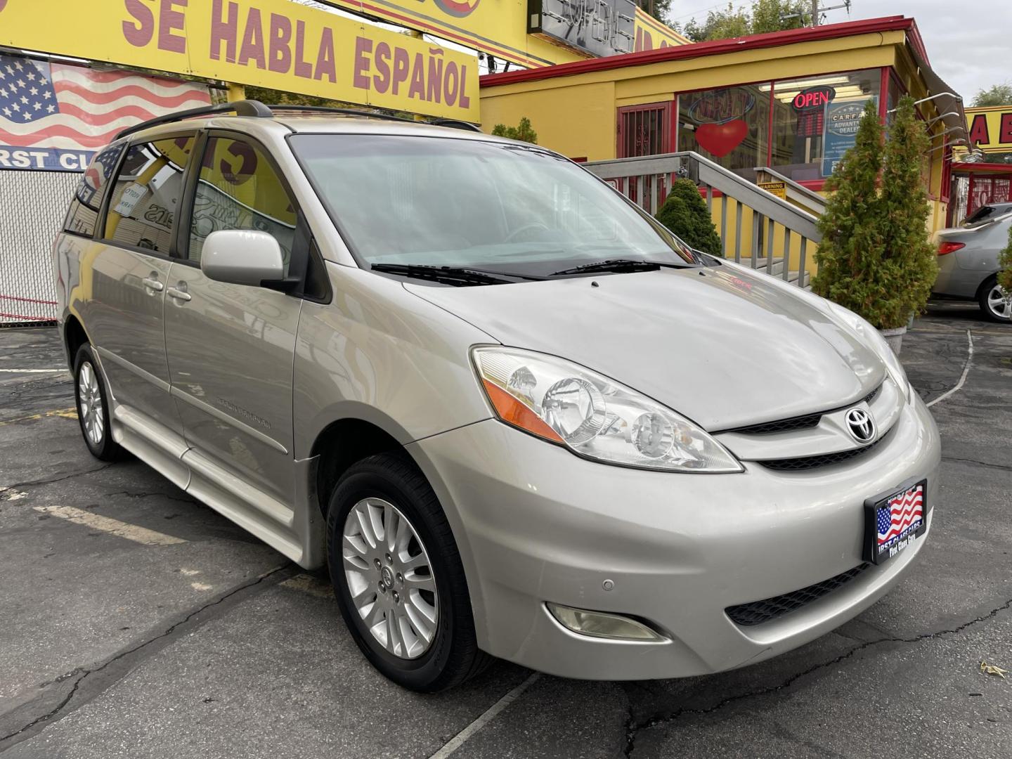 2009 Silver Sky Metallic /Tan Toyota Sienna XLE BraunAbility (5TDZK22C59S) with an 3.5L V6 EFI DOHC 24V engine, 5-Speed Automatic transmission, located at 801 South State Street, Salt Lake City, UT, 84111, (801) 328-0098, 40.751953, -111.888206 - Equipped with BraunAbility motorized wheelchair ramp. Great van in good shape for anyone who needs a handicap accessible van. No middle row seating for the wheelchair ramp. The BraunAbility wheelchair ramp is over $10,000 if you purchase the ramp separately from a BraunAbility dealer not including t - Photo#9