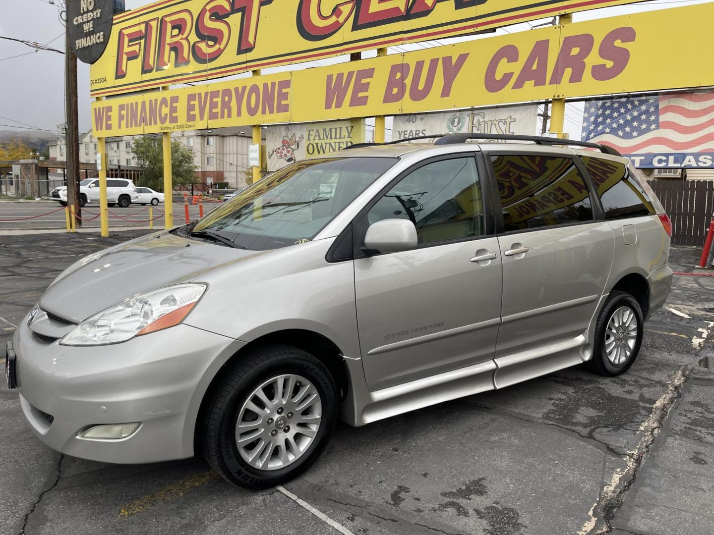 2009 Silver Sky Metallic /Tan Toyota Sienna XLE BraunAbility (5TDZK22C59S) with an 3.5L V6 EFI DOHC 24V engine, 5-Speed Automatic transmission, located at 801 South State Street, Salt Lake City, UT, 84111, (801) 328-0098, 40.751953, -111.888206 - Equipped with BraunAbility motorized wheelchair ramp. Great van in good shape for anyone who needs a handicap accessible van. No middle row seating for the wheelchair ramp. The BraunAbility wheelchair ramp is over $10,000 if you purchase the ramp separately from a BraunAbility dealer not including t - Photo#15