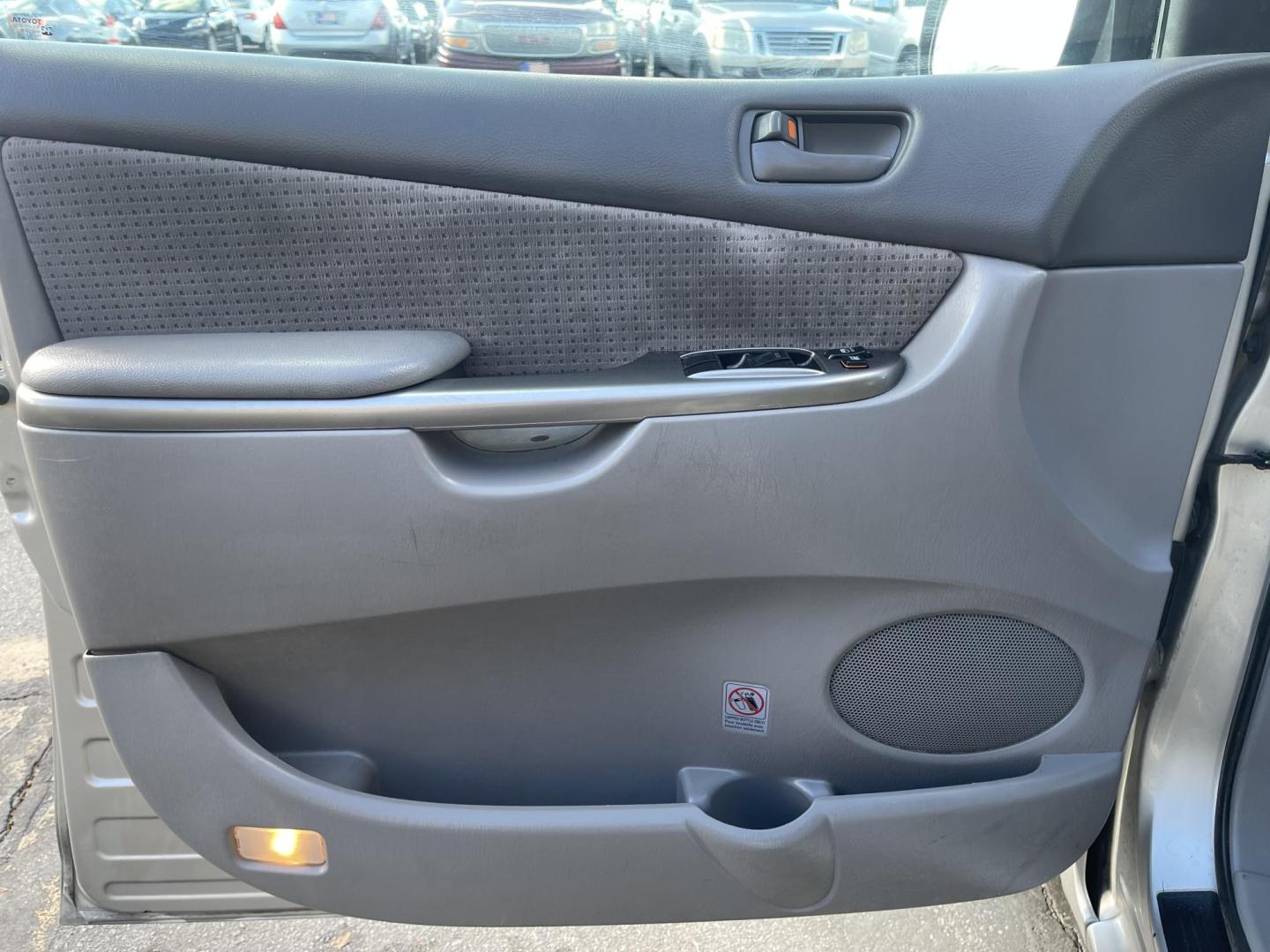 2006 Silver Sky Metallic /Gray Toyota Sienna CE 7-Passenger Seating (5TDZA23CX6S) with an 3.3L V6 DOHC 24V engine, 5-Speed Automatic Overdrive transmission, located at 801 South State Street, Salt Lake City, UT, 84111, (801) 328-0098, 40.751953, -111.888206 - Great affordable family van! 7 passenger seating with 3rd row seating! Good condition for the year, make and miles! Features Top Features: Cloth Seats, Rear Air Conditioning, Fold-Away Third Row, Third Row Seat, Quad Seats, ABS Brakes, Auxiliary Audio Input, Overhead Airbags, Power Sliding Door(s - Photo#16