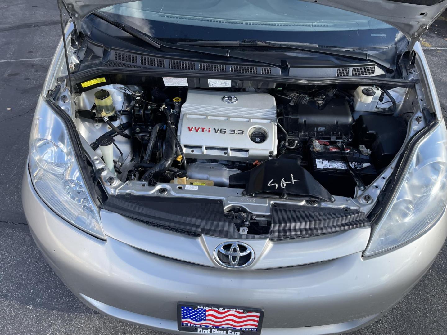 2006 Silver Sky Metallic /Gray Toyota Sienna CE 7-Passenger Seating (5TDZA23CX6S) with an 3.3L V6 DOHC 24V engine, 5-Speed Automatic Overdrive transmission, located at 801 South State Street, Salt Lake City, UT, 84111, (801) 328-0098, 40.751953, -111.888206 - Great affordable family van! 7 passenger seating with 3rd row seating! Good condition for the year, make and miles! Features Top Features: Cloth Seats, Rear Air Conditioning, Fold-Away Third Row, Third Row Seat, Quad Seats, ABS Brakes, Auxiliary Audio Input, Overhead Airbags, Power Sliding Door(s - Photo#17