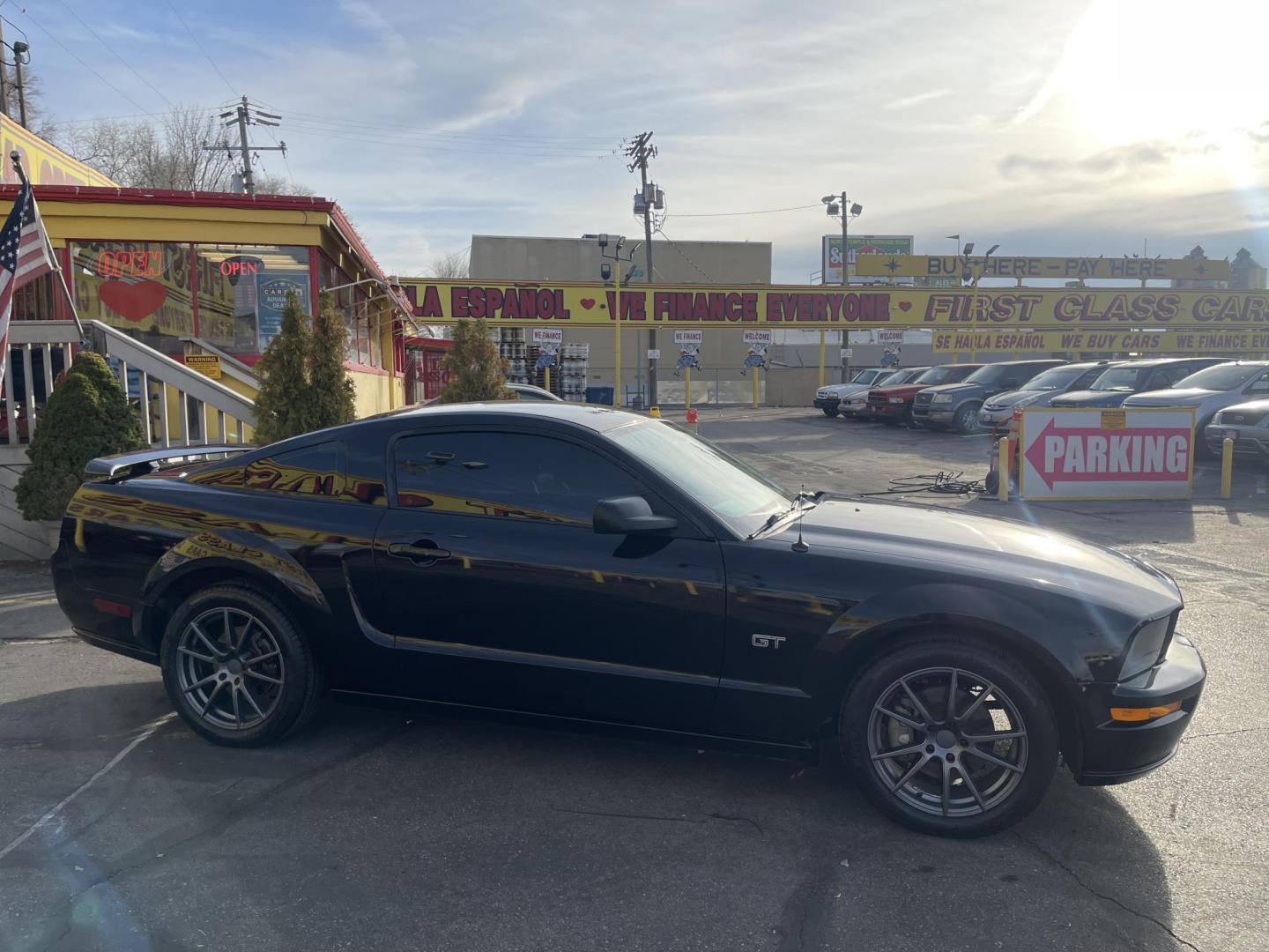 2007 Black /Black Ford Mustang GT Deluxe Coupe (1ZVFT82H975) with an 4.6L V8 SOHC 24V engine, Manual transmission, located at 801 South State Street, Salt Lake City, UT, 84111, (801) 328-0098, 40.751953, -111.888206 - Clean title! Originally from dry climate area according to the Carfax has only been in Utah since 2018! Dry climate clean car in great condition. Very nice clean car in great condition!!! Features: Alloy Wheels, Bluetooth Technology, Leather Seats, ABS Brakes, CD Audio, Power Mirrors, Rear Spoiler - Photo#5