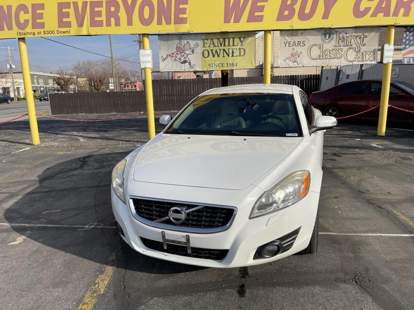 2011 Artic White /Tan Volvo C70 T5 (YV1672MC8BJ) with an 2.5L L5 DOHC 20V TURBO engine, 6-Speed Manual Overdrive transmission, located at 801 South State Street, Salt Lake City, UT, 84111, (801) 328-0098, 40.751953, -111.888206 - Clean title! Real nice car in great condition for the year, make and miles! Must see car for anyone looking for a nice clean car! Features: Alloy Wheels, Memory Seat(s), Bluetooth Technology, Parking Sensors, Front Seat Heaters, Quad Seats, Hard Top, Turbo Charged Engine, Leather Seats ABS Brakes, - Photo#2