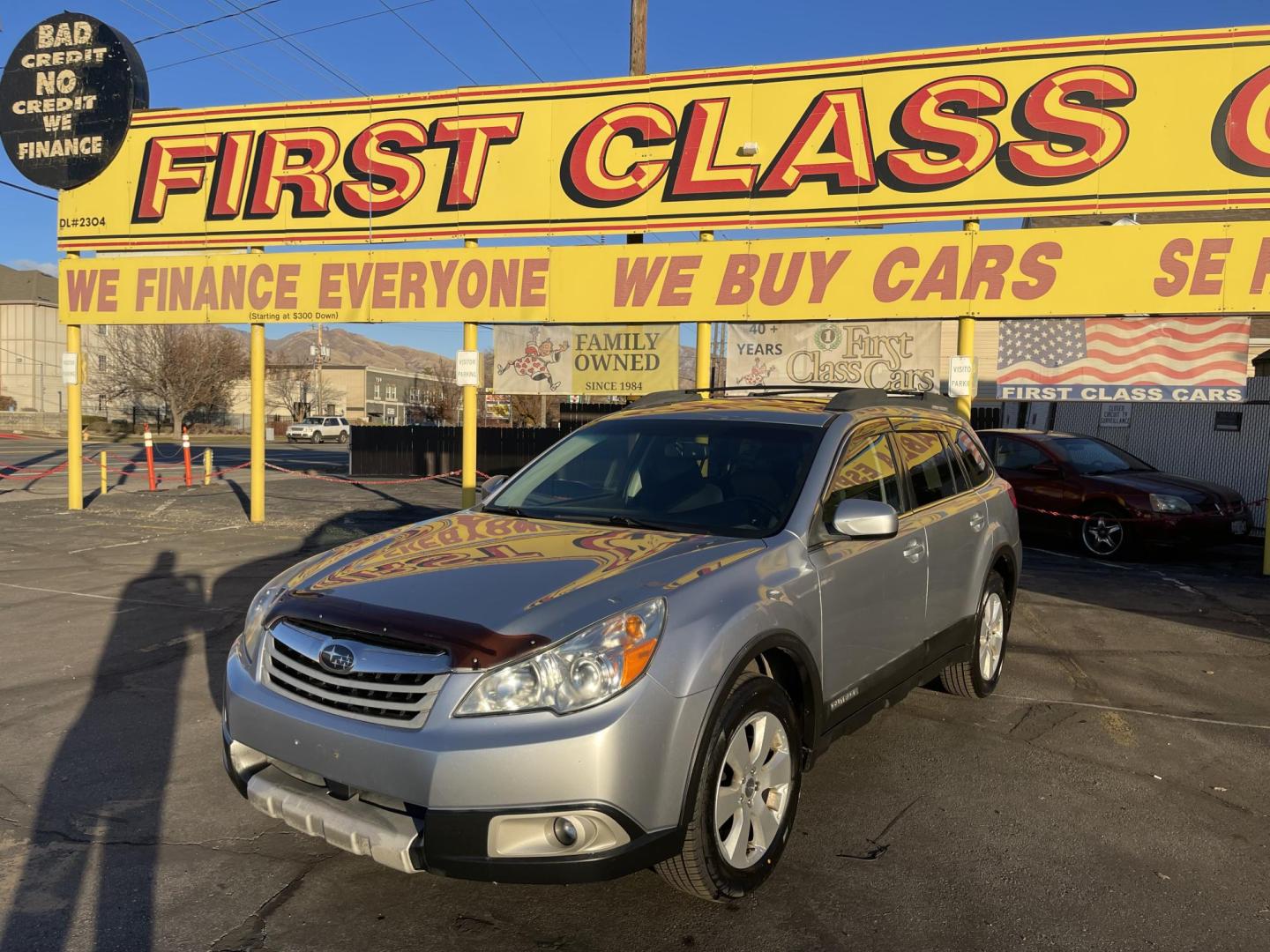 2012 Quick Silver Pearl /Black Subaru Outback 2.5i Premium (4S4BRBGCXC3) with an 2.5L H4 DOHC 16V engine, Automatic transmission, located at 801 South State Street, Salt Lake City, UT, 84111, (801) 328-0098, 40.751953, -111.888206 - New tires! Clean title! Clean Carfax only 2 owners no accidents! Perfect AWD vehicle for winter time! Great gas mileage! Must see for anyone looking for a nice affordable reliable car with AWD! Features: 4WD/AWD, Cloth Seats, Alloy Wheels, Front Seat Heaters, Bluetooth Technology, Tow Hitch, ABS B - Photo#0