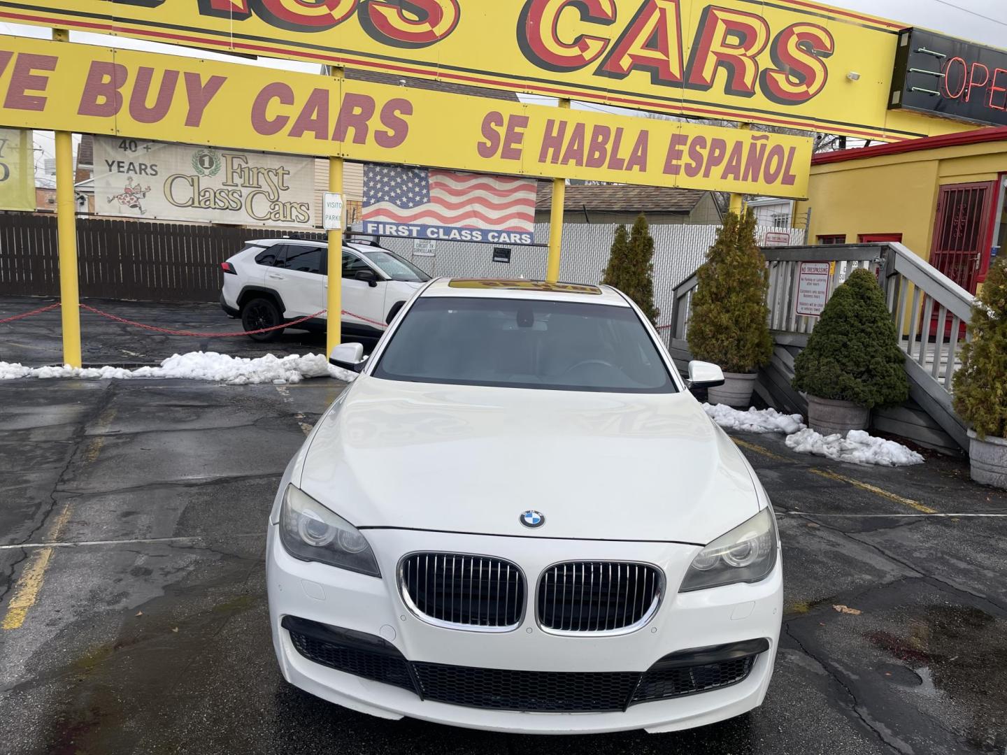 2012 Artic White /Black BMW 7-Series 750i (WBAKA8C57CC) with an 4.8L V8 DOHC 32V engine, 6-Speed Automatic transmission, located at 801 South State Street, Salt Lake City, UT, 84111, (801) 328-0098, 40.751953, -111.888206 - Wow low miles! Clean inside and out immaculate condition!!! Clean title! Runs great! Nice black leather interior in excellent shape for the year make and miles!!! Features: 20 Inch Plus Wheels, Navigation System, A/C Seat(s), Parking Sensors, Alloy Wheels, Power Hatch/Deck Lid, Automated Cruise Con - Photo#3