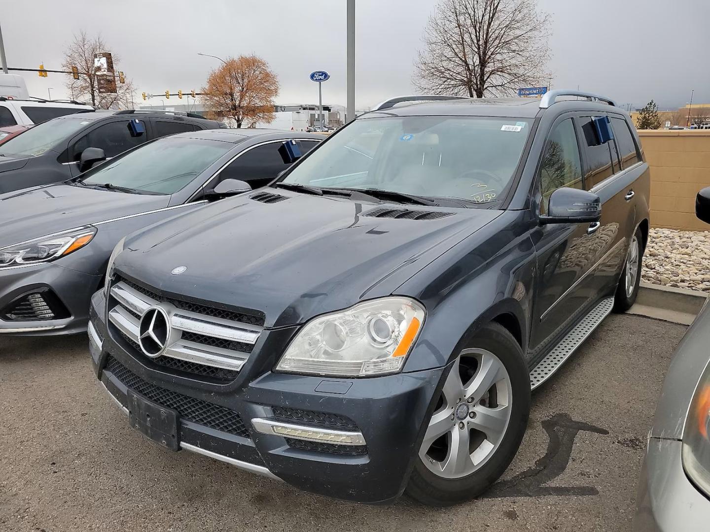 2012 Fiji Blue Pearl /Cream Mercedes-Benz GL-Class GL450 4MATIC (4JGBF7BE4CA) with an 4.7L V8 DOHC 32V engine, 7-Speed Automatic transmission, located at 801 South State Street, Salt Lake City, UT, 84111, (801) 328-0098, 40.751953, -111.888206 - Clean title! Nice clean all wheel drive Mercedes great winter vehicle for anyone looking for a nice SUV. Features: 4WD/AWD, Power Folding Third Row, Alloy Wheels, Power Hatch/Deck Lid, Blind Spot Monitor, Rear Air Conditioning, Bluetooth Technology, Rear View Camera, Front Seat Heaters, Running Bo - Photo#1