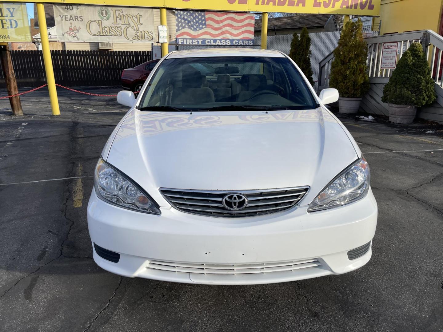 2005 Super White II /Gray Cloth Toyota Camry LE (4T1BE32K55U) with an 2.4L I4 engine, Automatic transmission, located at 801 South State Street, Salt Lake City, UT, 84111, (801) 328-0098, 40.751953, -111.888206 - Life is crazy. Now is the time to buy! All of our prices are just dollars above our cost. These prices will change as soon as life isn't so crazy. So please call or come in. We are here to save you a lot of money! Our service department is OPEN DAILY to help with any of your service needs. P - Photo#2